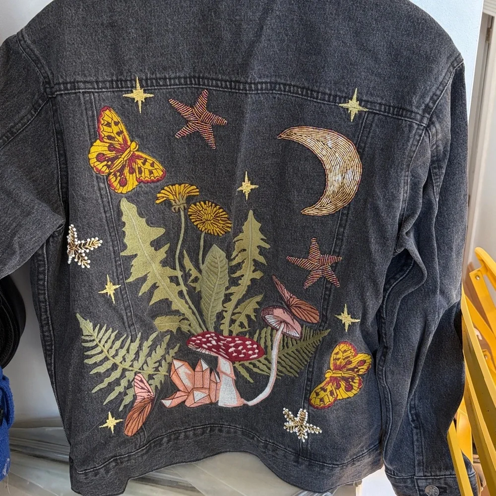 Coveted Free People Jean Jacket with Embroidery and Beadwork XS - Picture 7 of 12